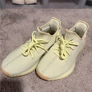 adidas Yeezy Boost 350 V2 - butter yellow - men’s 8.5